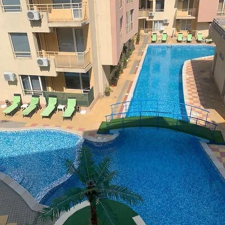 Lägenhet Spacious Family Friendly - 5 Min From The Beach! *